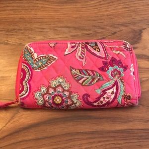 Vera Bradley wallet